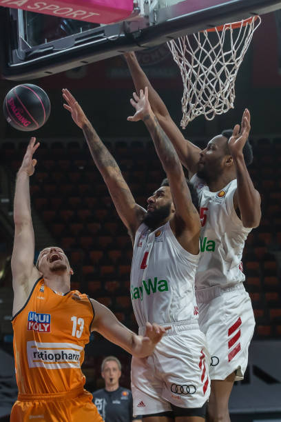 在足球的精 在足球的精