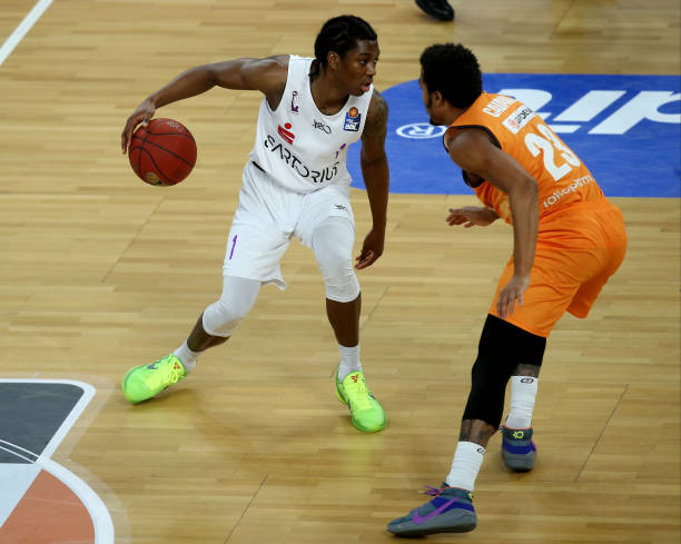 在过去两个 在过去两个