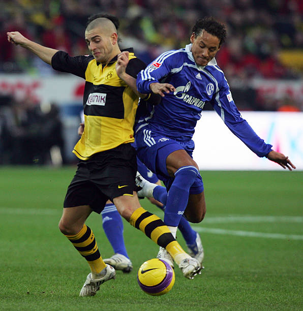 产生广泛影 产生广泛影