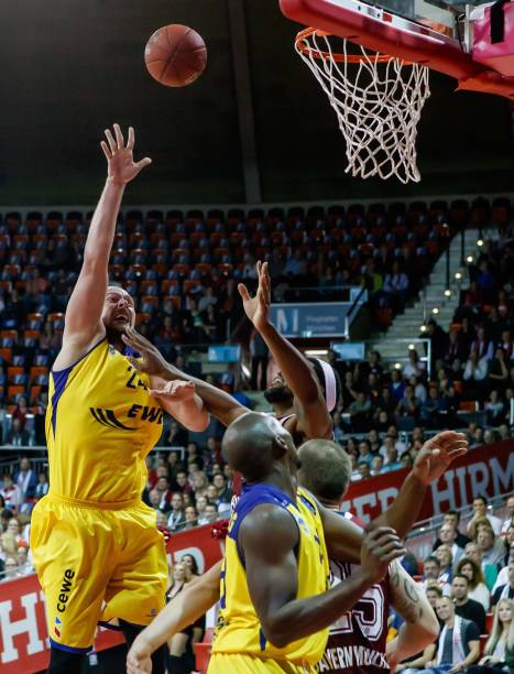 表现再次让 表现再次让