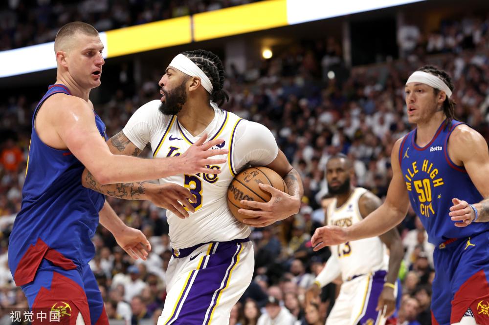 成为焦点 成为焦点