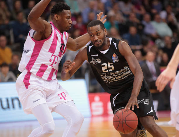 可验证的反 可验证的反